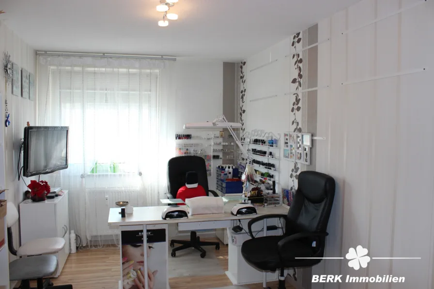 BERK Immobilien - Arbeitszimmer