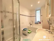 Badezimmer EG