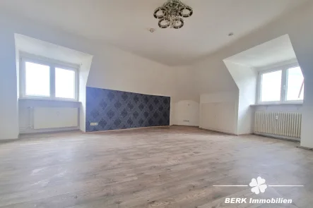 Wohn-Esszimmer - Wohnung kaufen in Aschaffenburg / Schweinheim - BERK Immobilien - top Lage in Schweinheim: 3-Zimmer-Wohnung mit Potenzial