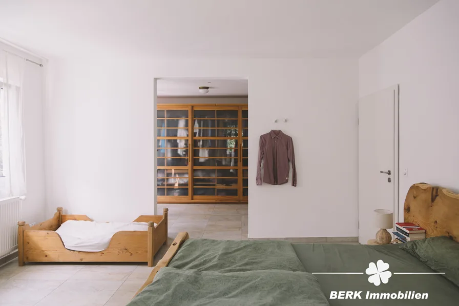 Master-Schlafzimmer mit Ankleidezimmer