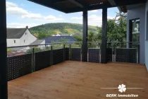 BERK Immobilien - OG 1 - Balkon