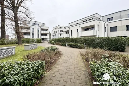 MB_IMG7729 - Wohnung kaufen in Frankfurt am Main - BERK Immobilien - modernes Wohnen mit Gartenidylle im Frankfurter Süden – mit XXL-Tiefgaragenplätzen