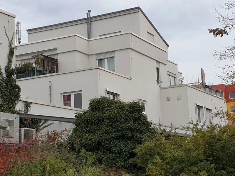 Ansicht Rückseite - Wohnung kaufen in Coswig - TOP Renditeobjekt in zentraler Lage in Coswig.