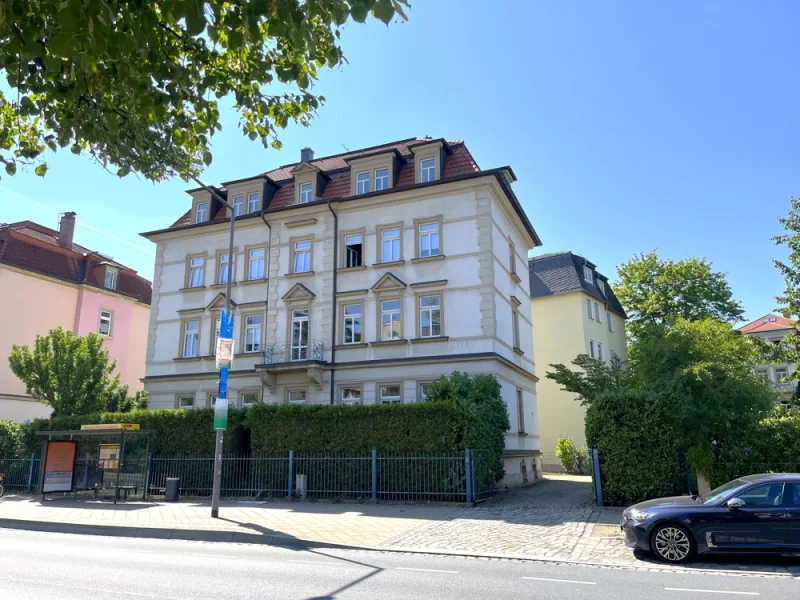 Hausansicht - Wohnung kaufen in Dresden - Im Herzen von Striesen, attraktive Wohnung in bester Lage zu verkaufen