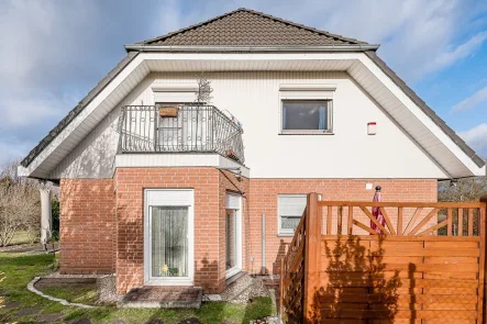 Außenansicht - Haus kaufen in Dallgow-Döberitz - Einfamilienhaus am Königsgraben mit 5 Zimmern und Garage