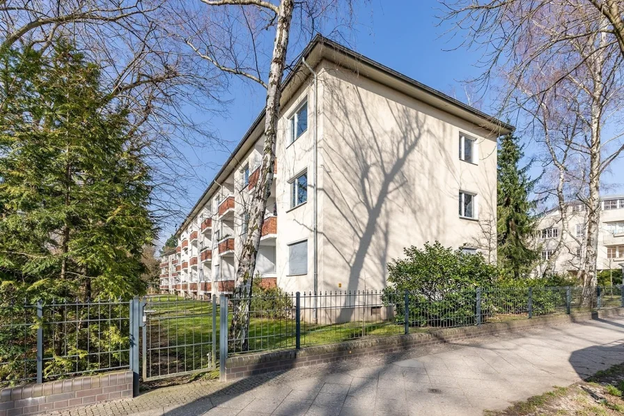 Gartenansicht - Wohnung kaufen in Berlin - Bezugsfreie 3 Zimmer Wohnung am nahegelegenen Gemeindepark