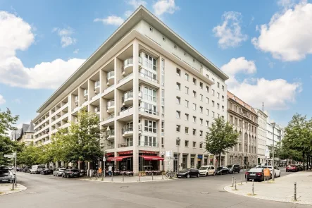 Hausansicht - Wohnung kaufen in Berlin - 64 m² mit Concierge zwischen Gendarmenmarkt & Checkpoint Charlie