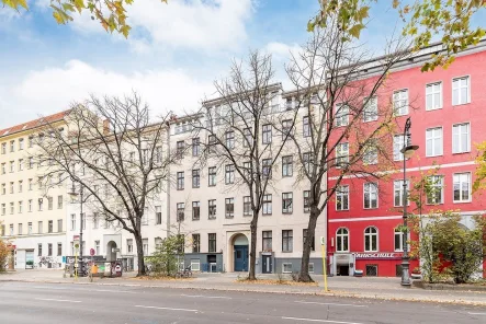 Straßenansicht  - Wohnung kaufen in Berlin - 2-Zimmer-Wohnung nahe dem Bergmannkiez