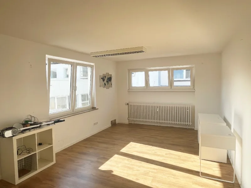 Büro 1 - Büro/Praxis mieten in Essen - Büroräume Nähe City/Weststadt