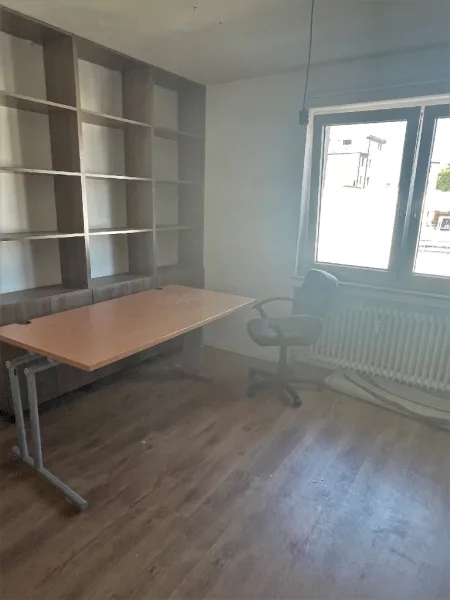 Büro 4