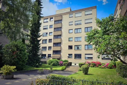 Wohnanlage Innenhofseite - Wohnung kaufen in Frechen / Königsdorf - Am grünen Rand von Köln: 3-Zimmerwohnung mit Balkon in Frechen-Königsdorf zu verkaufen