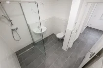 Badezimmer Vorderhaus