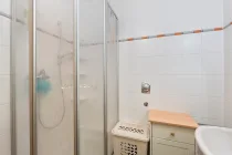 Badezimmer 1