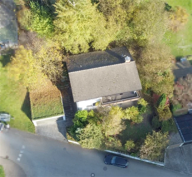 Luftbild neu - Haus kaufen in Wüstenrot - An der Platte starten statt zur Platte fahren