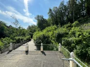 Terrasse zum Parkplatz