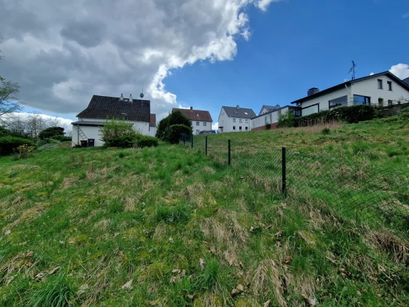 Grundstücke - Grundstück kaufen in Velbert - Lust auf Neubau?Schönes Sonnengrundstück in Velbert wartet auf kreative Ideen