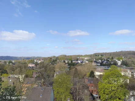 Ausblick - Wohnung mieten in Essen - Wohnen mit Weitblick...Auf dem höchsten Punkt in Werden!