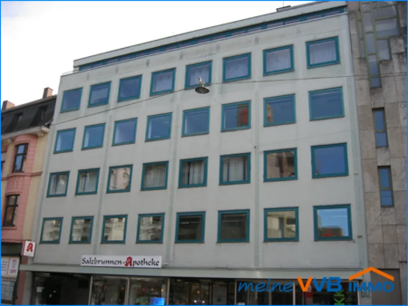 Straßenansicht - Wohnung kaufen in Sulzbach/Saar - Praxis oder Bürofläche - auch als Etagenwohnung wohnwirtschaftlich nutzbar, geeignet auch für Studentenwohnungen und Wohngemeinschaften - mit ca.197 m² in Sulzbach-Zentrum