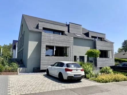 Frontansicht - Wohnung kaufen in Losheim am See - Exklusive Eigentumswohnung mit Balkon und Tiefgaragenstellplätzen in TOP Lage von Losheim am See