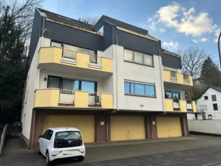 Außenansicht - Wohnung kaufen in Saarbrücken - sanierte 2 ZKB-Eigentumswohnung / Dachterrasse / Garage in SB-Güdingen