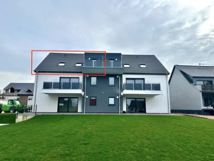 Rückansicht - Wohnung kaufen in Wallerfangen - 5A Neubau Dachgeschoss rechts Eigentumswohnung in Wallerfangen KfW 55 Barrierefrei
