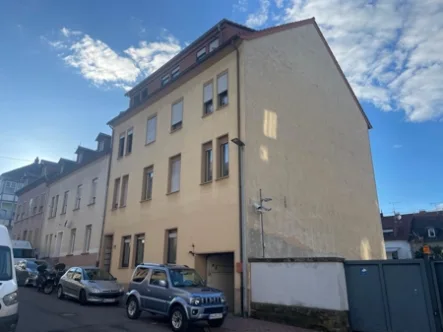 Titelbild - Haus kaufen in Neunkirchen/Saar - Wohn- und Geschäftshaus in Innenstadtlage in Neunkirchen