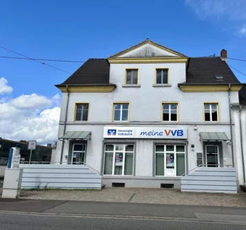 Frontansicht - Haus kaufen in Merzig / Hilbringen - Attraktives Wohn-/Geschäftshaus in zentraler Lage von Merzig- Hilbringen