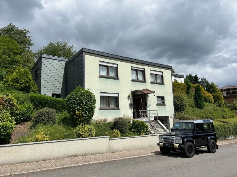  - Haus kaufen in Sulzbach/Saar - Freistehendes Einfamilienhaus mit schönem Garten in begehrter Lage von Sulzbach