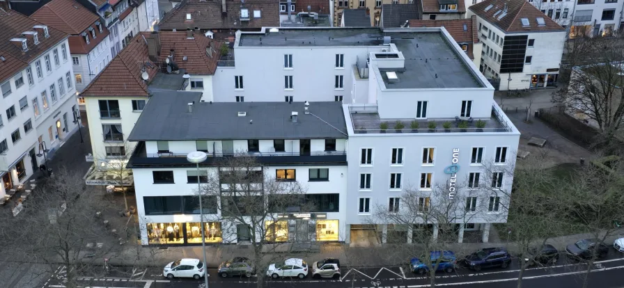 Außenansicht - Haus kaufen in Saarbrücken - WOHN- UND GESCHÄFTSHAUS IN EXPONIERTER Lage in Saarbrücken