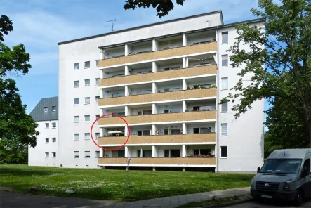 Titelbild - Wohnung kaufen in Berlin-Lankwitz - Solides Basisinvestment zum attraktiven m²-Preis mit Potenzial