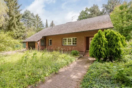 Herzlich Willkommen - Haus kaufen in Mühlenbecker Land OT Schildow - Einfamilienhaus mit Sanierungsfahrplan in ruhiger Lage in Schildow