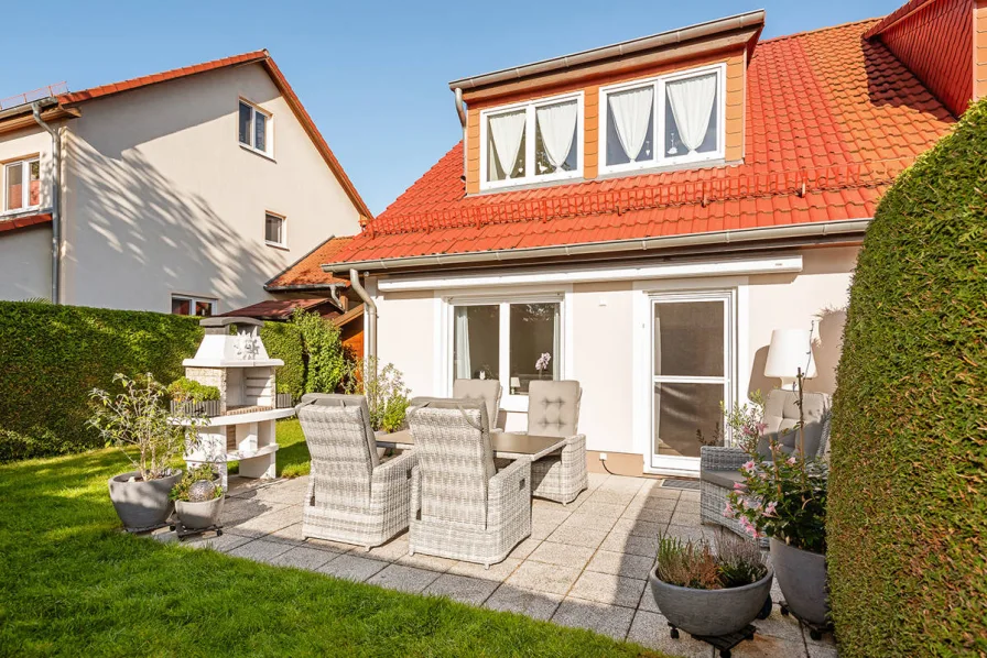 Großzügige Außenterrasse ca. 19 m² - Haus kaufen in Schildow - Ihr hochwertiges Traumhaus für die Familie