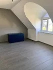 Arbeits-/Schlaf-/Kinderzimmer