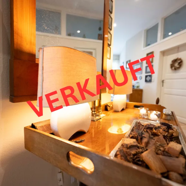 Verkauft Schild Heidestr.15 - Haus kaufen in Dickel - Außergewöhnliches Haus im Bungalow - Stil