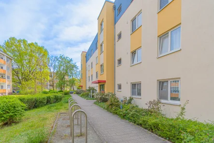Titelbild - Wohnung kaufen in Berlin - Stabile Kapitalanlage als zukunftssichere Investition – TG-Stellplatz l Aufzug l Balkon