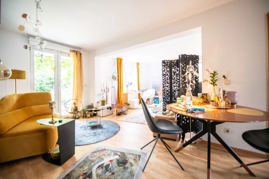 Titelbild - Wohnung kaufen in Herne / Holthausen - Erdgeschosswohnung in ruhiger Lage mit eigenem kleinen Garten!