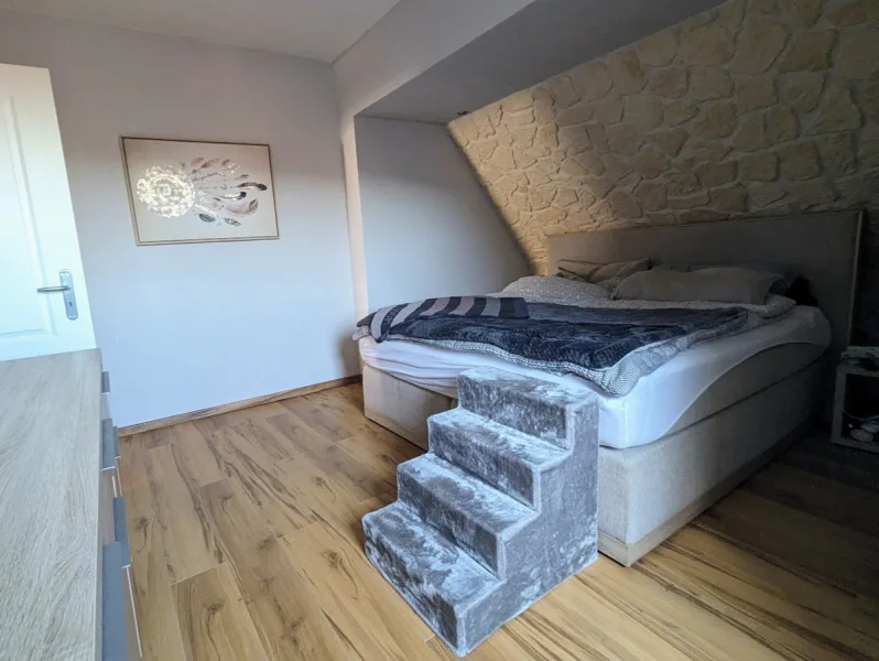 Schlafzimmer 2