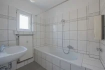 Badezimmer (OG)