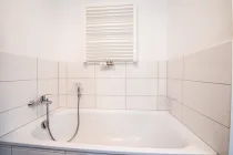 Badezimmer Ansicht 2 Badewanne OG