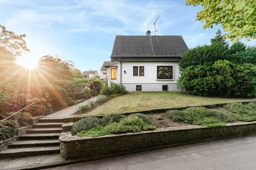 Titelbild - Haus kaufen in Heiligenhaus - Mitten im Grünen!