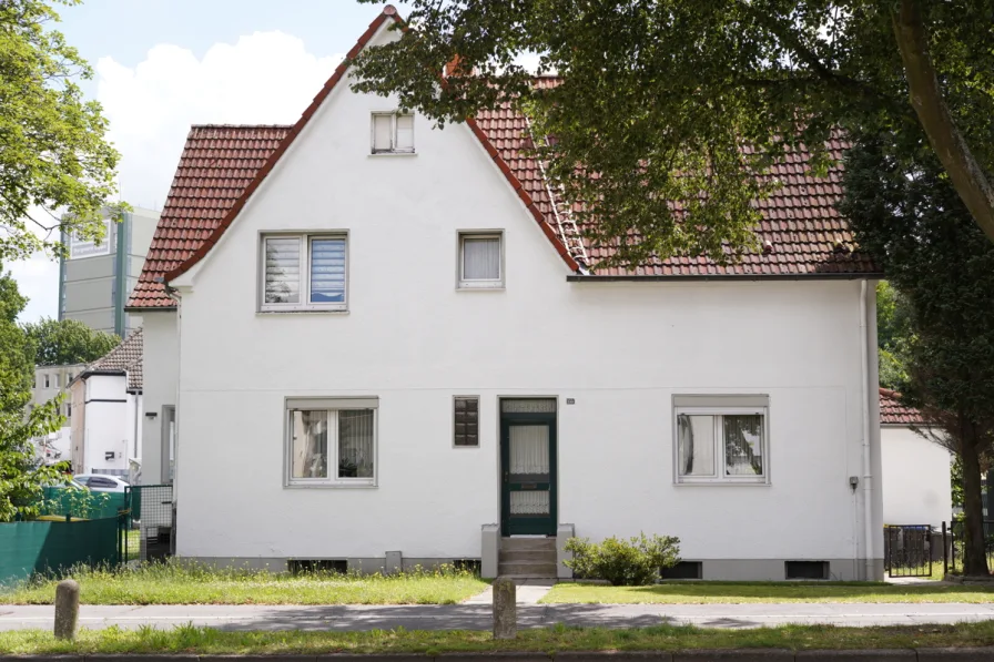 Vorderansicht - Haus kaufen in Gelsenkirchen / Hassel - Ihr neues Zuhause in bester Lage!