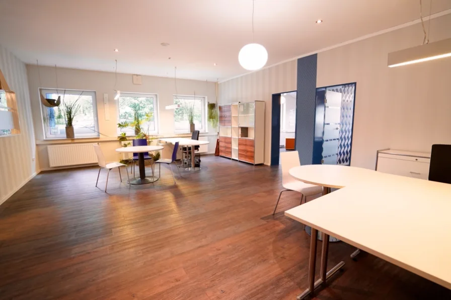Großraumbüro - Büro/Praxis mieten in Scheeßel / Jeersdorf - Bürofläche von ca. 140 m² in einer Bürogemeinschaft