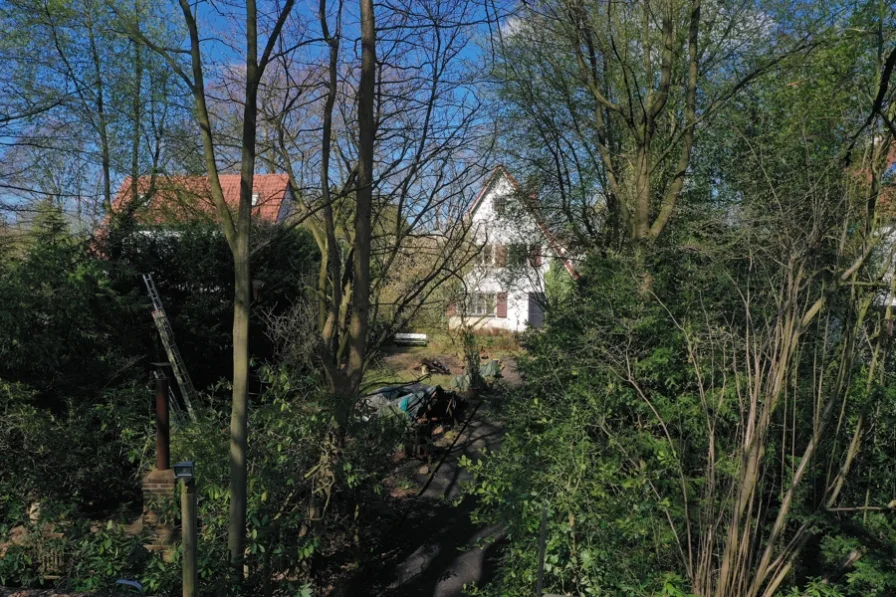   - Grundstück kaufen in Bremen / Oberneuland - Baugrundstück in exklusiver Lage!
