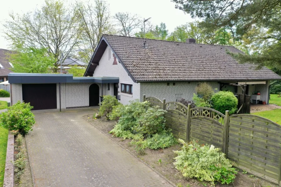 Hausansicht - Haus kaufen in Scheeßel / Hetzwege - Charmantes Einfamilienhaus mit Garage in Sackgassenlage