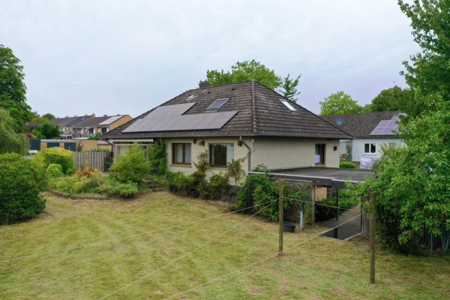 Einfamilienhaus mit Solaranlage