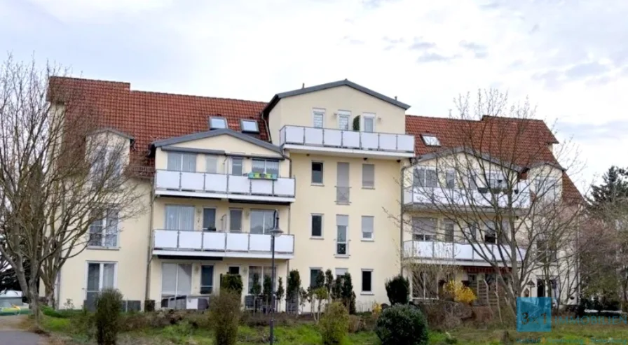  - Wohnung kaufen in Erfurt - Klein, aber raffiniert: Eine praktisch aufgeteilte 3-Zimmer-Wohnung mit sonnigem Balkon!