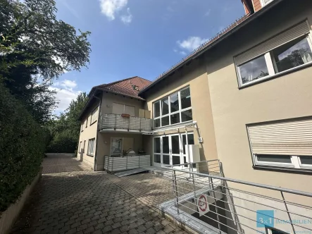 Hausansicht - Wohnung mieten in Weimar - Geräumige Maisonette-Wohnung in idyllischer Lage!