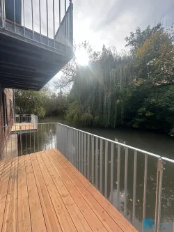 Balkon - Wohnung mieten in Sömmerda - 3,2,1, Deins! Direkt am Wasser - Erstbezug - Terrasse - Balkon