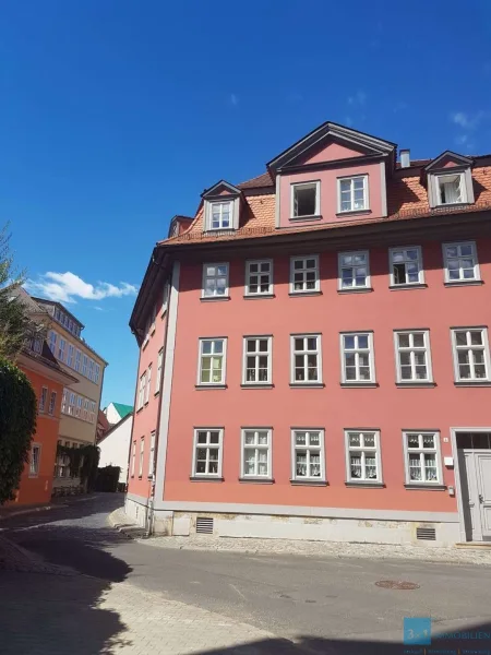 Hausansicht  - Wohnung mieten in Erfurt - Altstadt-Flair | 3 Zimmer-Wohnung mit Terrasse