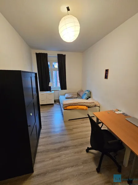 Zimmer 1 - Wohnung mieten in Erfurt - Geräumige 2 Zimmer-Wohnung | City-Lage